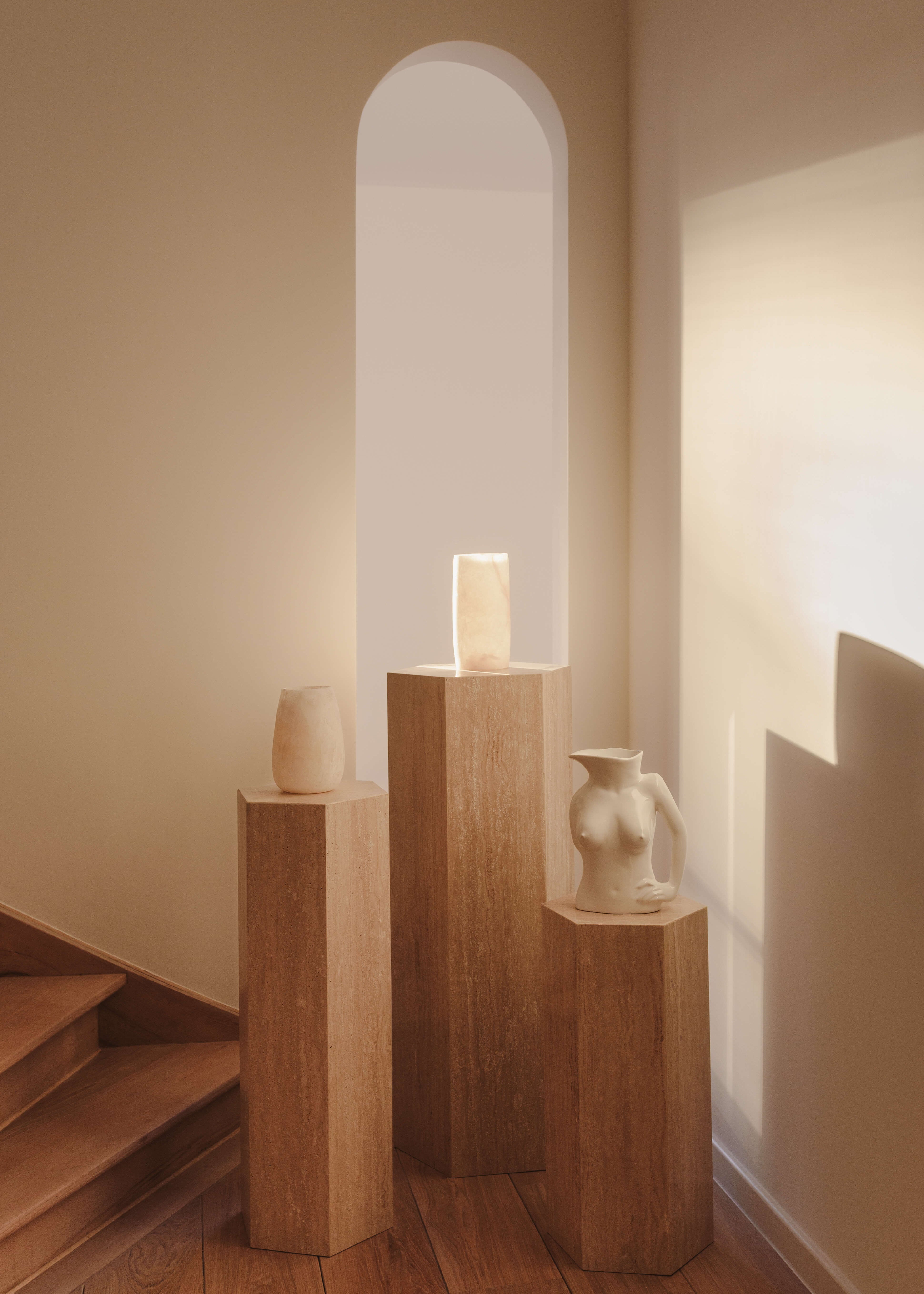 NAOS Pedestal