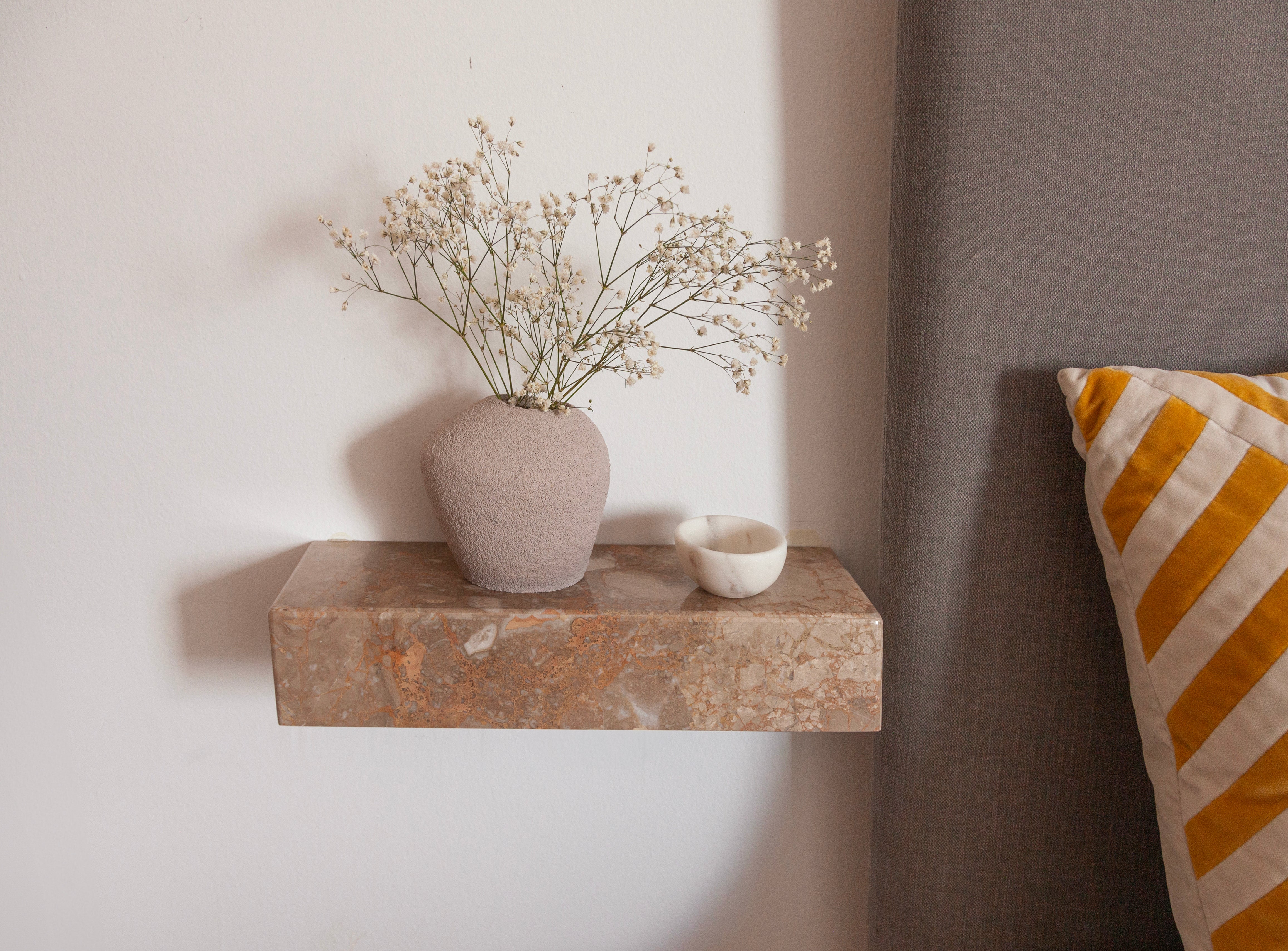 RUMI Shelves